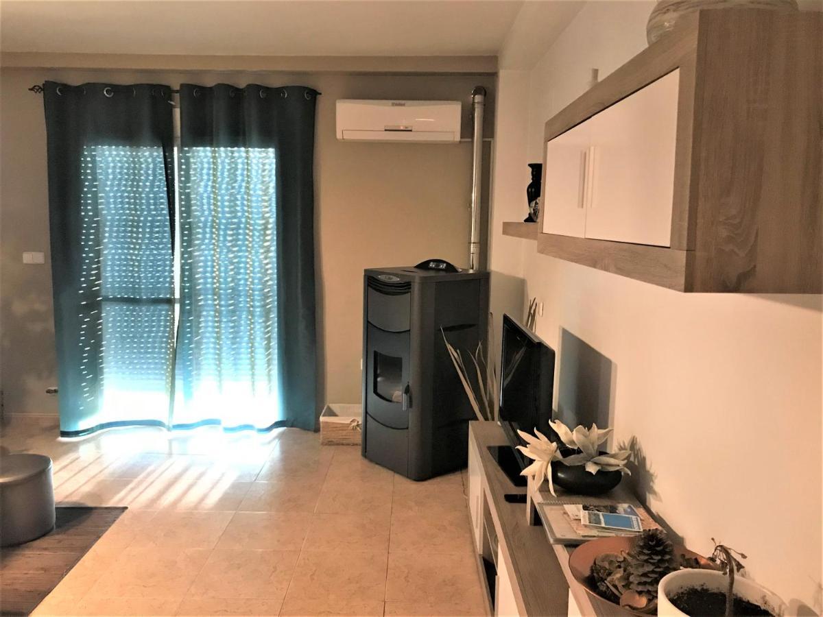 Apartamento Junto Al Rio En Entrada Ruta Cahorros Monachil Luaran gambar