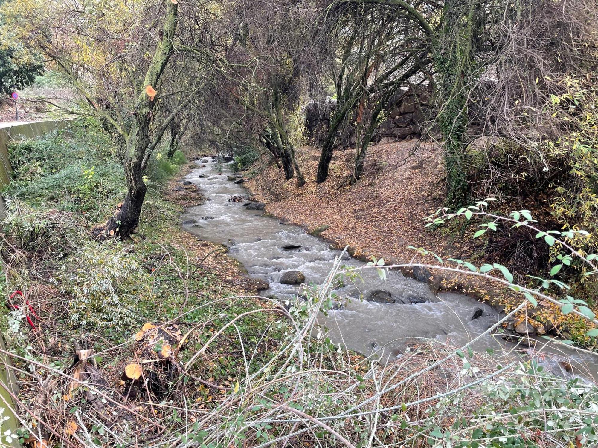 Apartamento Junto Al Rio En Entrada Ruta Cahorros Monachil Luaran gambar